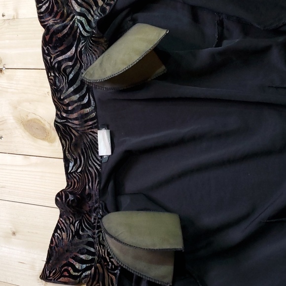 Soft Works animal print jacket.‎ - Picture 6 of 8